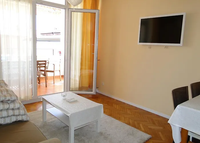 Ester Lägenhet Umag