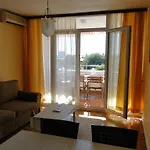 Ester Apartment *