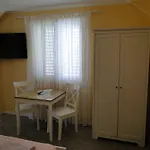 Ester * Umag
