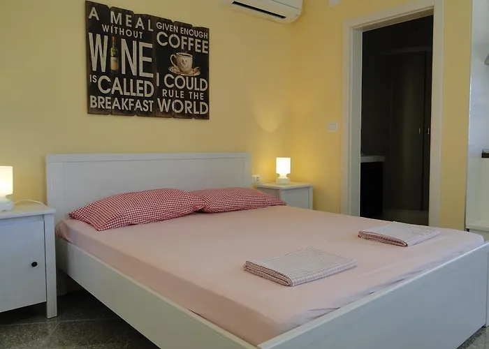 Διαμέρισμα Ester *